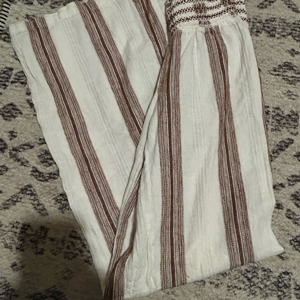Wide leg pants